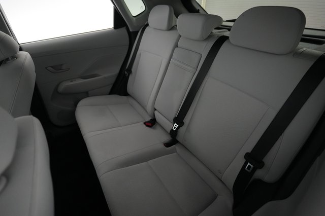 2024 Hyundai Kona Electric — photo 18 of 20