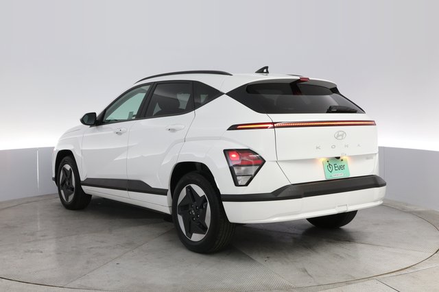 2024 Hyundai Kona Electric — photo 13 of 20