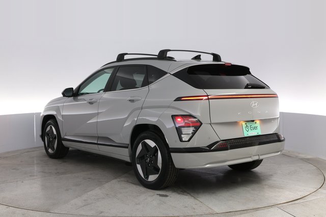 2024 Hyundai Kona Electric — photo 13 of 20