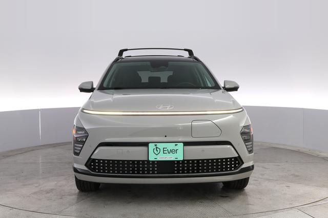 2024 Hyundai Kona Electric — photo 9 of 20