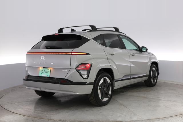 2024 Hyundai Kona Electric — photo 2 of 20
