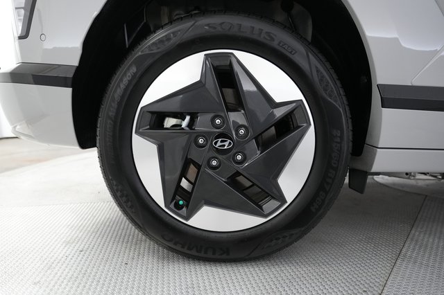 2024 Hyundai Kona Electric — photo 16 of 20