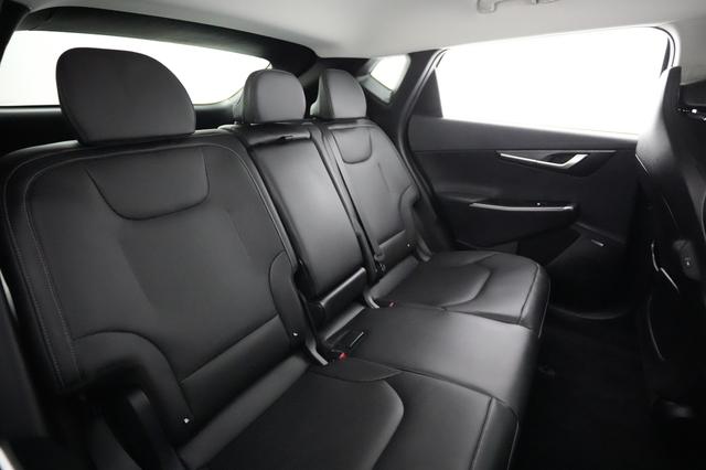 2024 Kia EV6 — photo 4 of 21