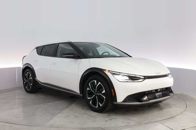 2024 Kia EV6 — photo 10 of 21