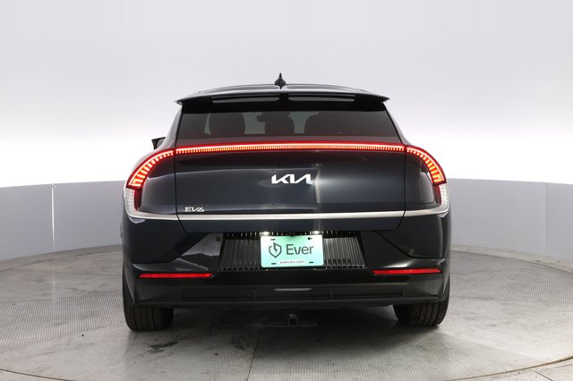 2024 Kia EV6 — photo 12 of 20