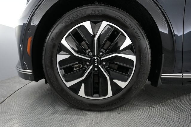 2024 Kia EV6 — photo 7 of 20