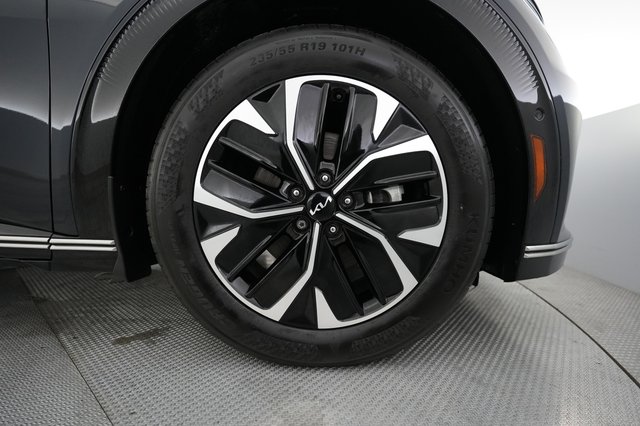 2024 Kia EV6 — photo 17 of 20