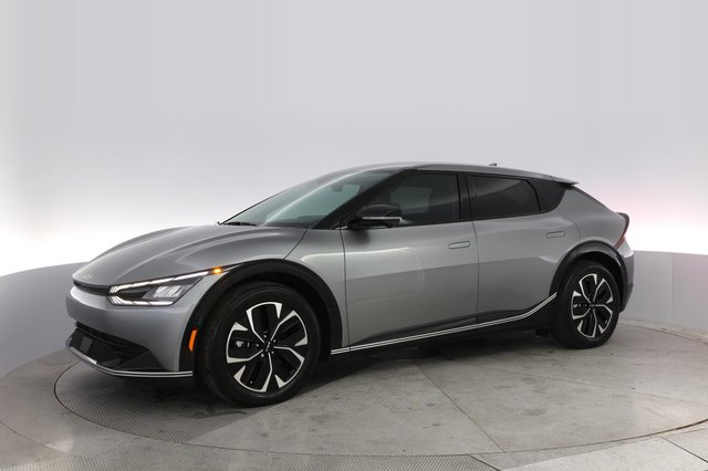 2024 Kia EV6 — photo 13 of 19