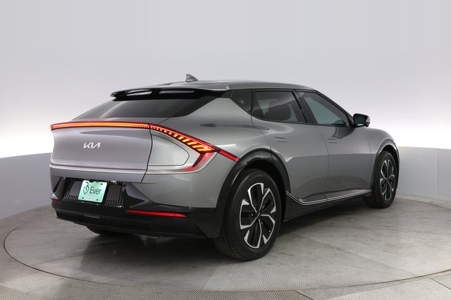 2024 Kia EV6 — photo 2 of 19