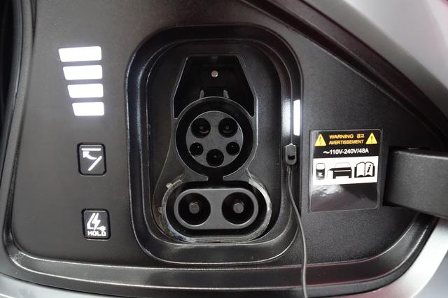 2024 Kia EV6 — photo 8 of 19
