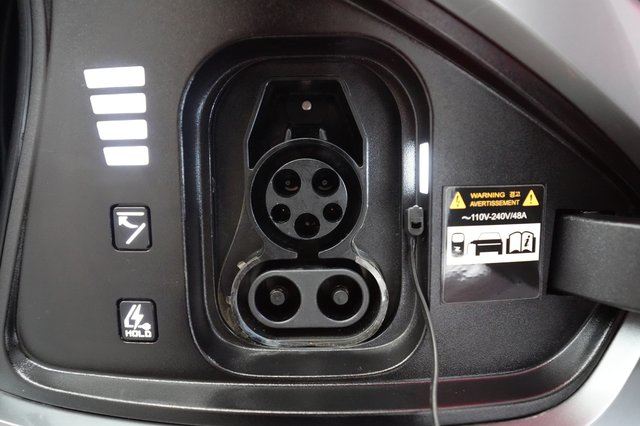 2024 Kia EV6 — photo 8 of 19