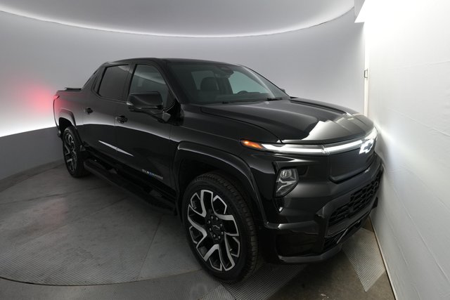 2024 Chevrolet Silverado EV — VIN 1GC40ZEL0RU302435