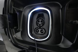 2024 Chevrolet Silverado EV — photo 8 of 18