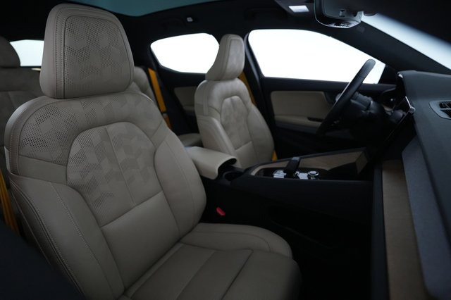 2022 Polestar 2 — photo 19 of 21