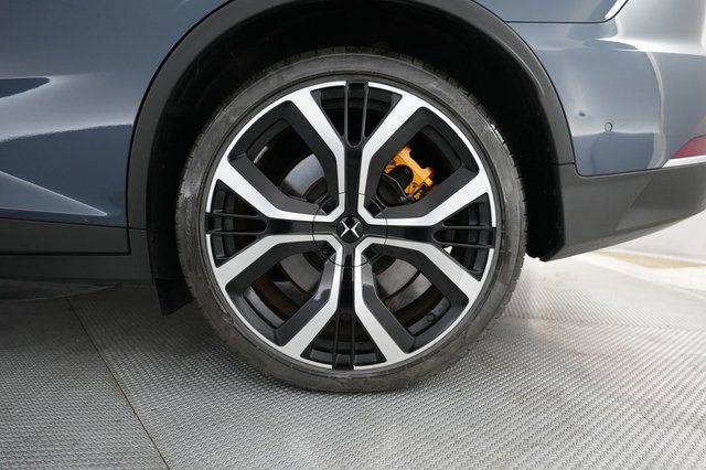 2022 Polestar 2 — photo 17 of 21