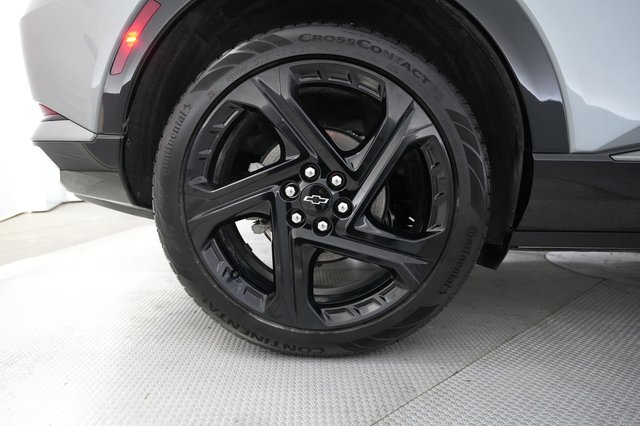 2024 Chevrolet Equinox EV — photo 15 of 20