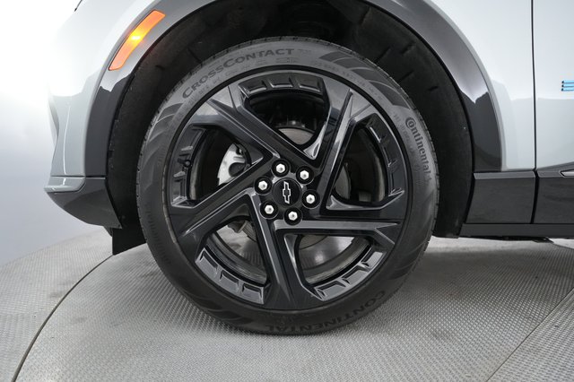 2024 Chevrolet Equinox EV — photo 7 of 20