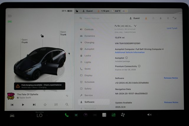 2024 Tesla Model Y — photo 5 of 21