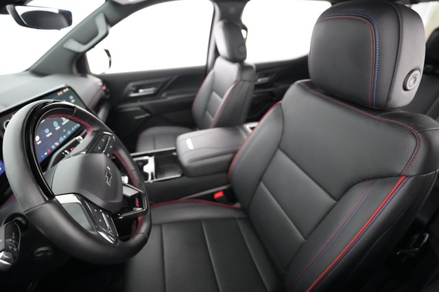 2024 Chevrolet Silverado EV — photo 3 of 16