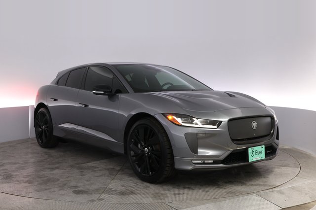 2024 Jaguar I-Pace — photo 10 of 24