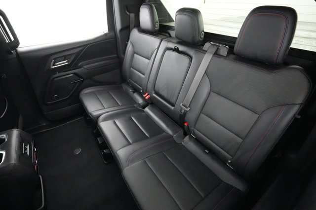 2024 Chevrolet Silverado EV — photo 13 of 15
