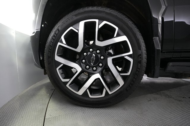 2024 Chevrolet Silverado EV — photo 7 of 15