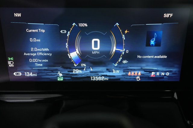 2024 Chevrolet Silverado EV — photo 5 of 15