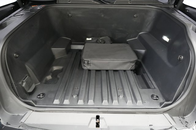 2024 Chevrolet Silverado EV — photo 14 of 15