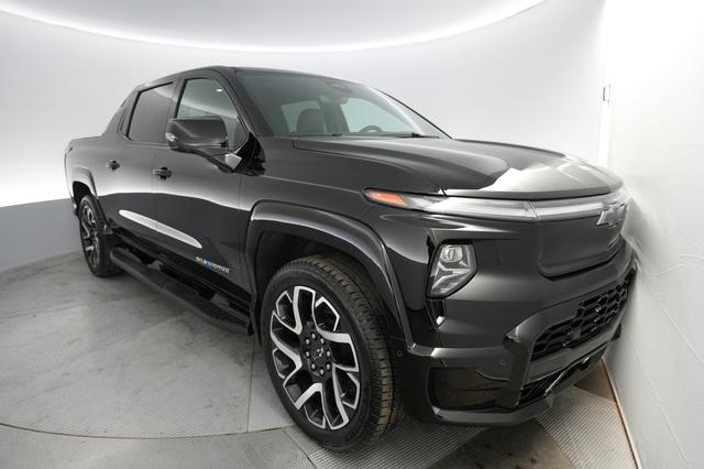 2024 Chevrolet Silverado EV — VIN 1GC40ZELXRU302409