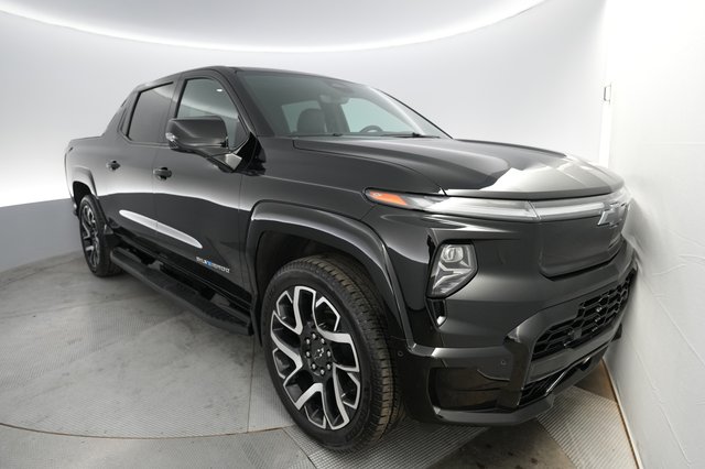 2024 Chevrolet Silverado EV — VIN 1GC40ZELXRU302409