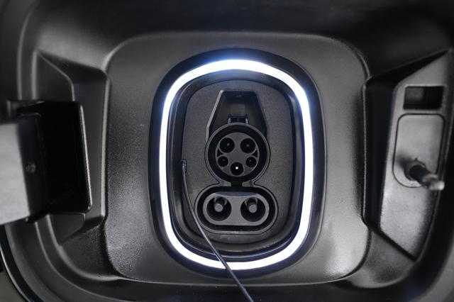 2024 Chevrolet Silverado EV — photo 8 of 15