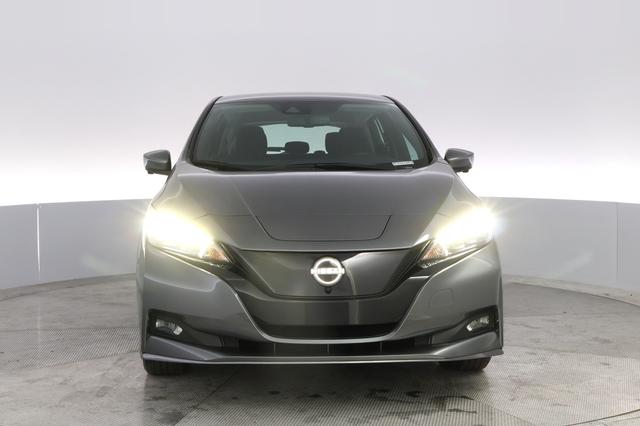 2024 Nissan LEAF — photo 9 of 20