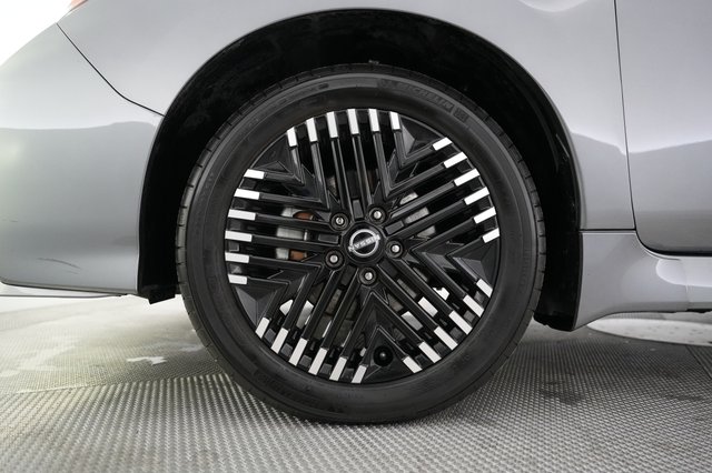 2024 Nissan LEAF — photo 15 of 20