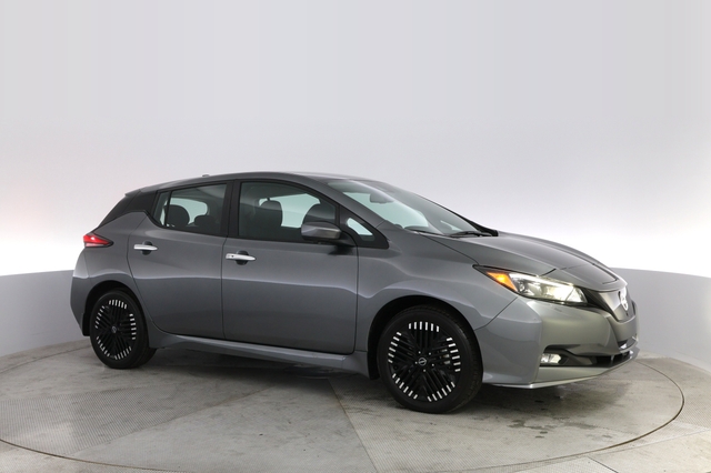 2024 Nissan LEAF