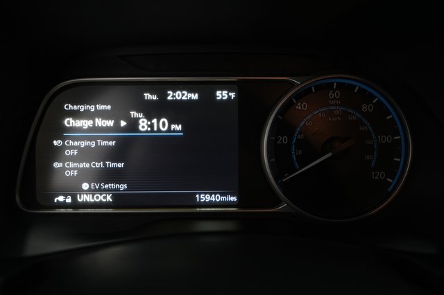 2024 Nissan LEAF — photo 5 of 20
