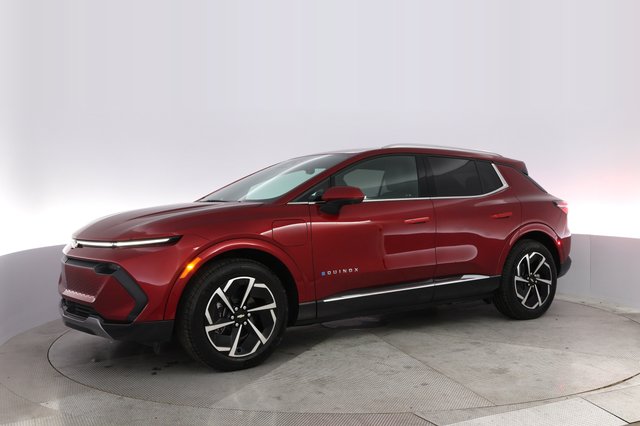 2024 Chevrolet Equinox EV — photo 14 of 21