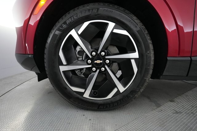 2024 Chevrolet Equinox EV — photo 17 of 21