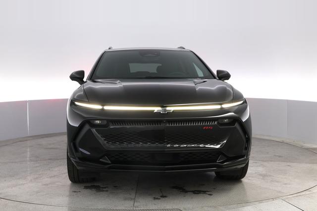 2024 Chevrolet Equinox EV — photo 9 of 20
