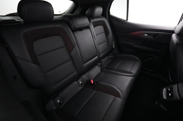2024 Chevrolet Equinox EV — photo 4 of 20