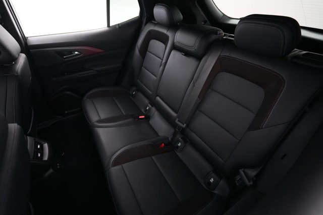 2024 Chevrolet Equinox EV — photo 18 of 20