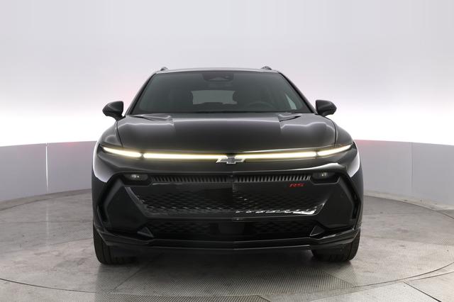 2024 Chevrolet Equinox EV — photo 9 of 20