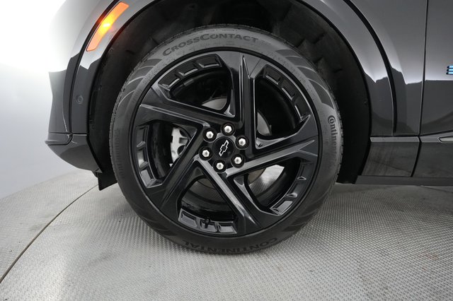 2024 Chevrolet Equinox EV — photo 7 of 20
