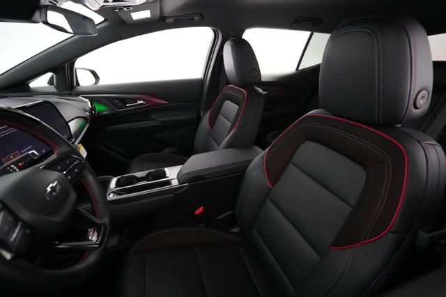 2024 Chevrolet Equinox EV — photo 3 of 20