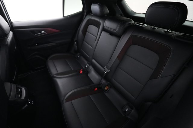 2024 Chevrolet Equinox EV — photo 18 of 20