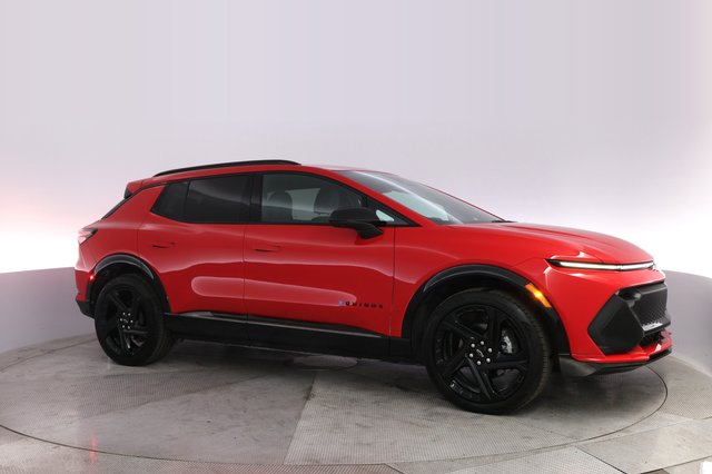 2024 Chevrolet Equinox EV — photo 11 of 20