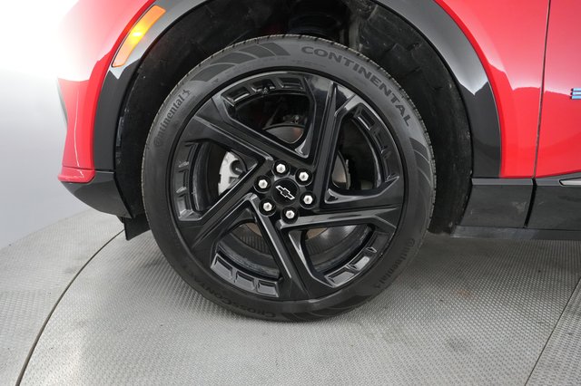 2024 Chevrolet Equinox EV — photo 7 of 20