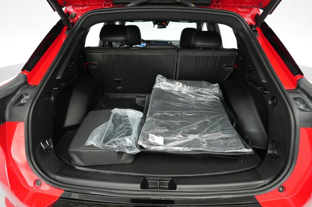 2024 Chevrolet Equinox EV — photo 6 of 20