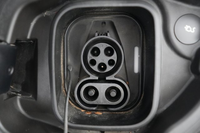 2023 Polestar 2 — photo 8 of 21