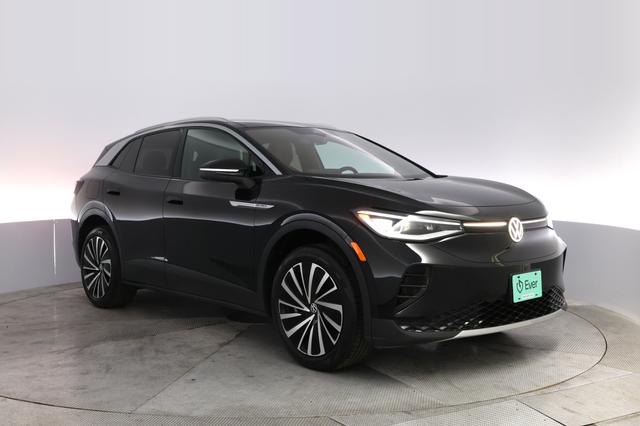 2023 Volkswagen ID.4 — photo 10 of 20