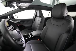 2023 Volkswagen ID.4 — photo 3 of 20